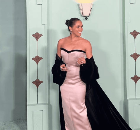 Meghan Markle Embraces Old Hollywood Glam at Charity Gala Amid Marriage Speculation